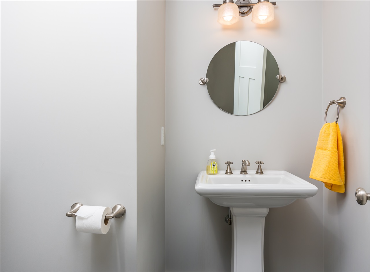 32 Philbrick Road Kittery, ME 03904 - Photo 13 of 33 Gallery Image 13