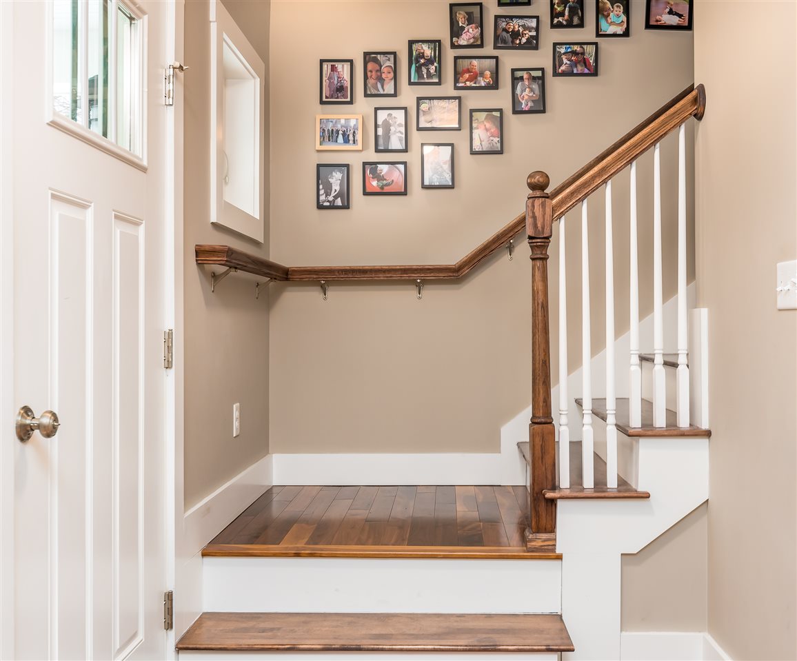 32 Philbrick Road Kittery, ME 03904 - Photo 6 of 33 Gallery Image 6