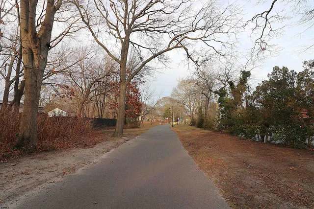 $2,000 | 11 Shore Road, Unit 7C, Somers Point, NJ 08244