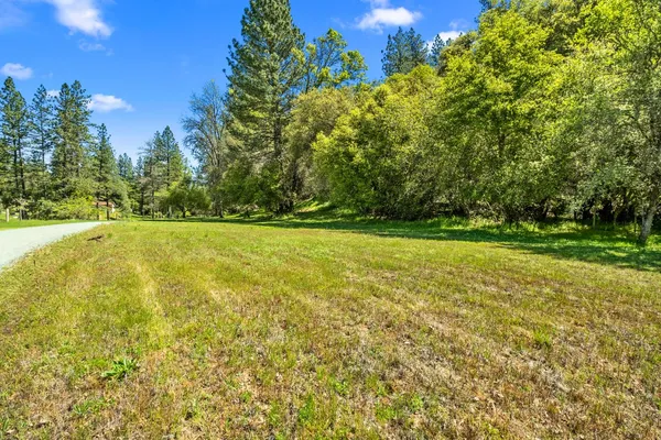 $463,900 | 16080 Mt Whitney Drive, Fiddletown, CA 95629