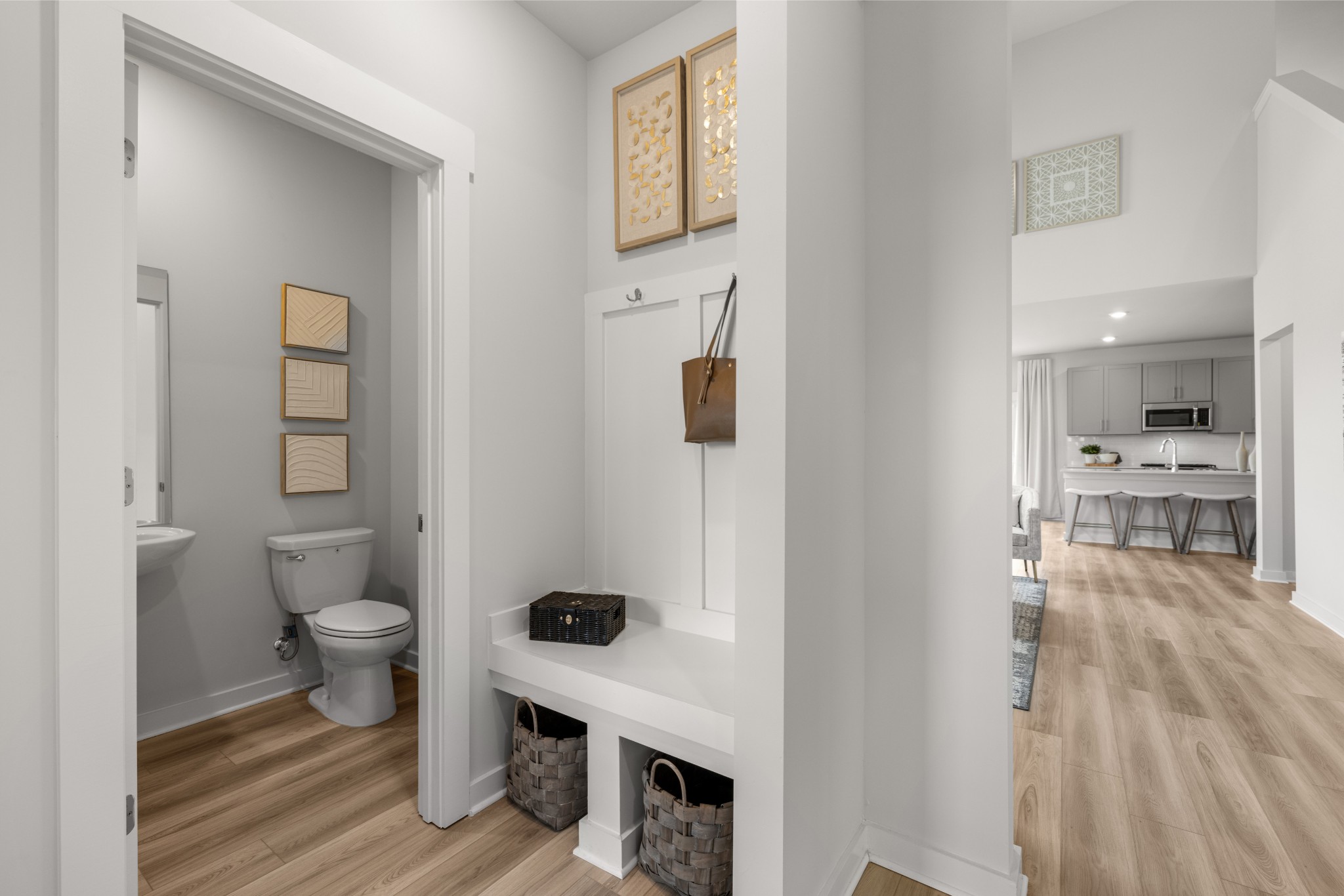 2408 Williams Rdg Drive Columbia, TN 38401 - Photo 14 of 44 a bathroom with a toilet a sink and shower