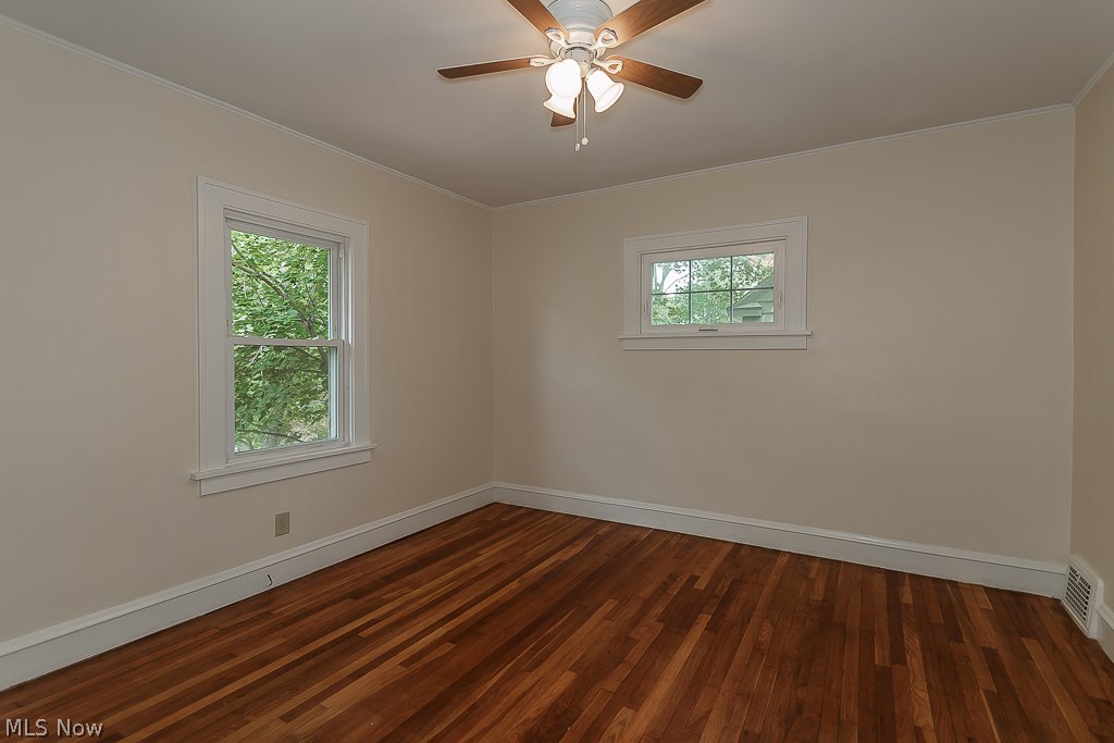 998 Roanoke Road Cleveland Heights, OH 44121 - Photo 30 of 30 Gallery Image 30