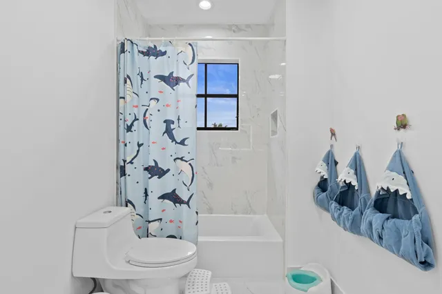 $10,000 | 4430 Island Reef Drive, Wellington, FL 33449