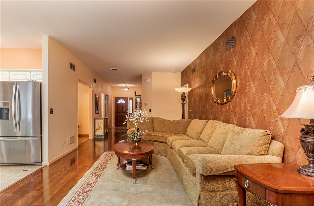 3 Alpine Ridge Smithfield, RI 02917 - Photo 6 of 18 Gallery Image 6