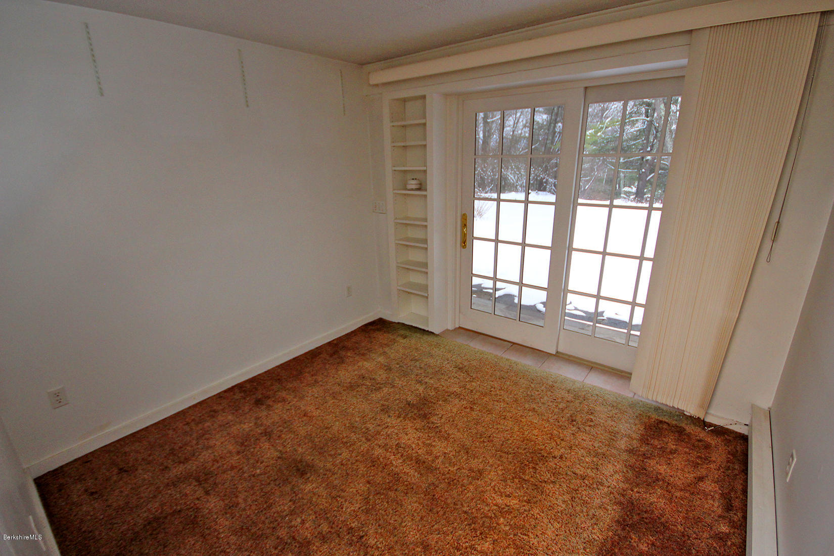 315 Canaan Road Sheffield, MA 01222 - Photo 25 of 40 a view of an empty room and window
