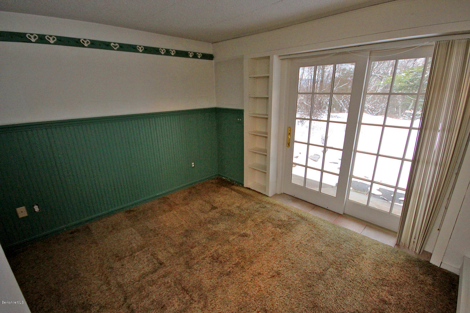 315 Canaan Road Sheffield, MA 01222 - Photo 27 of 40 a view of empty room with floor to ceiling window