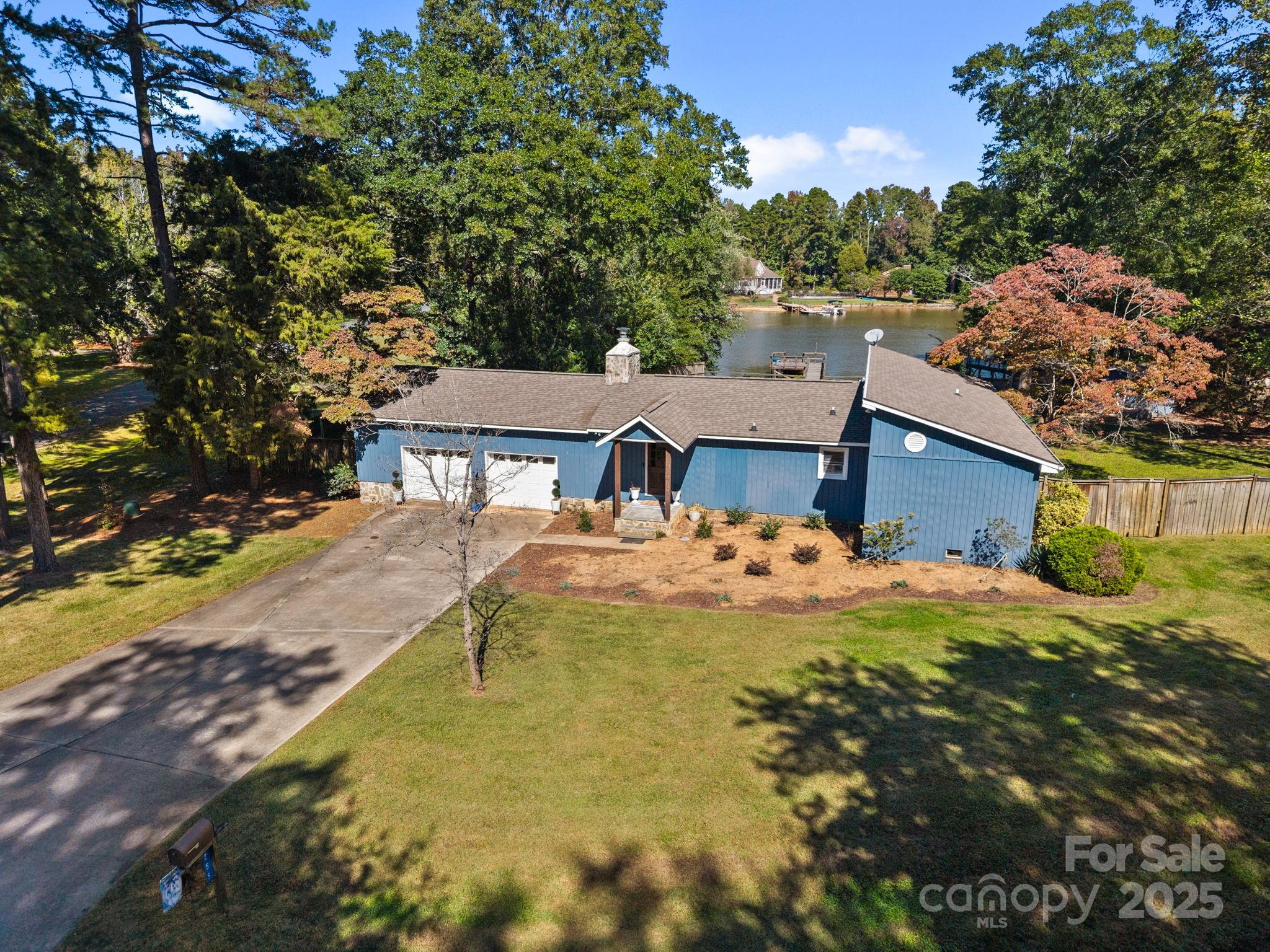 255 Topsail Road Salisbury, NC 28146 - Photo 4 of 47 a front view of a house with a yard
