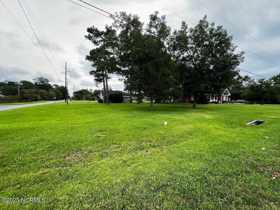 214 Barbour Road Morehead City, NC 28557 - Photo 1 of 4 IMG_1231