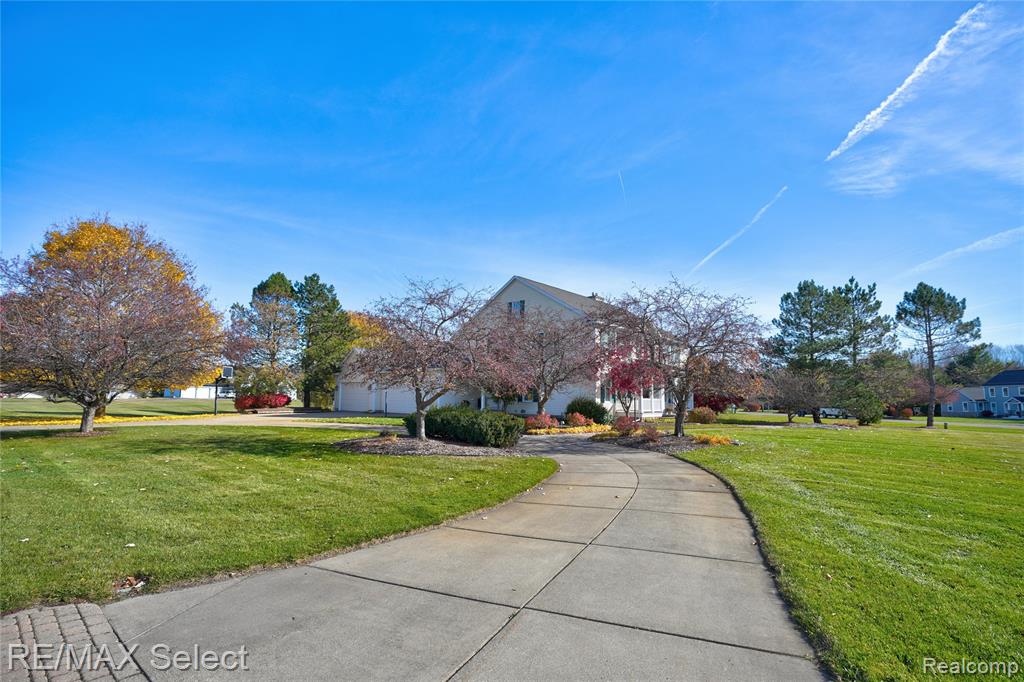 8211 Burleigh Road Grand Blanc, MI 48439 - Photo 56 of 64
