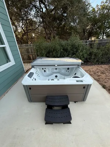 $2,700 | 410 Summit Ridge Drive North, Point Venture, TX 78645