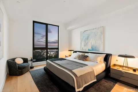 $1,890,000 | 1 Bristol Court, Unit 206, San Francisco, CA 94130