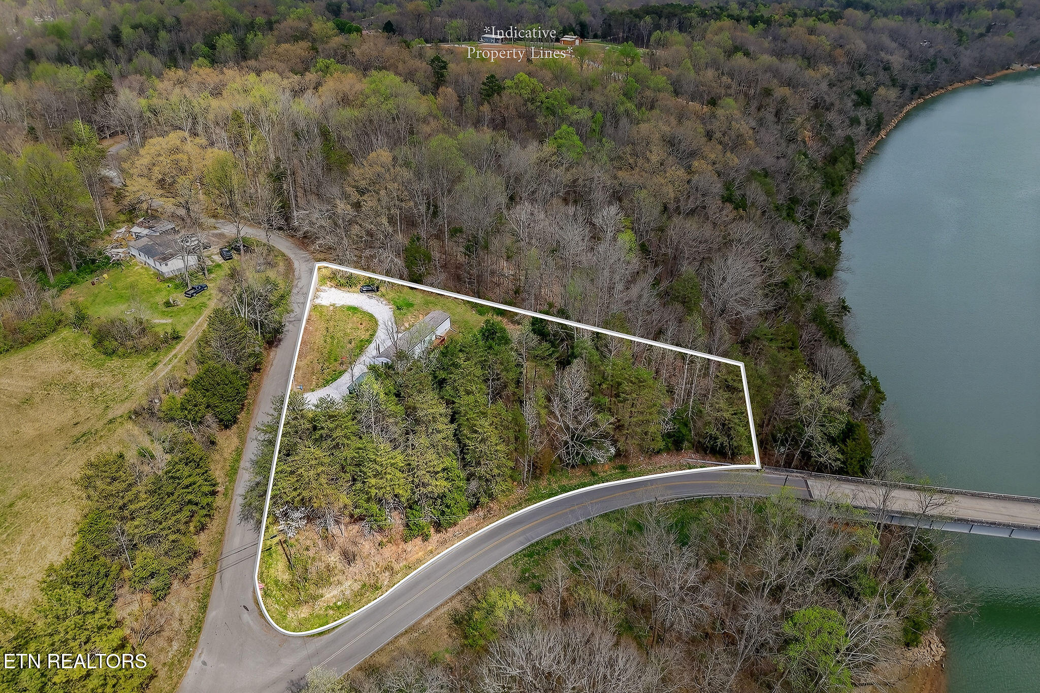 1237 Ridge Road Quebeck, TN 38579 - Photo 10 of 47 DJI_20260331032842_0020_D-Edit