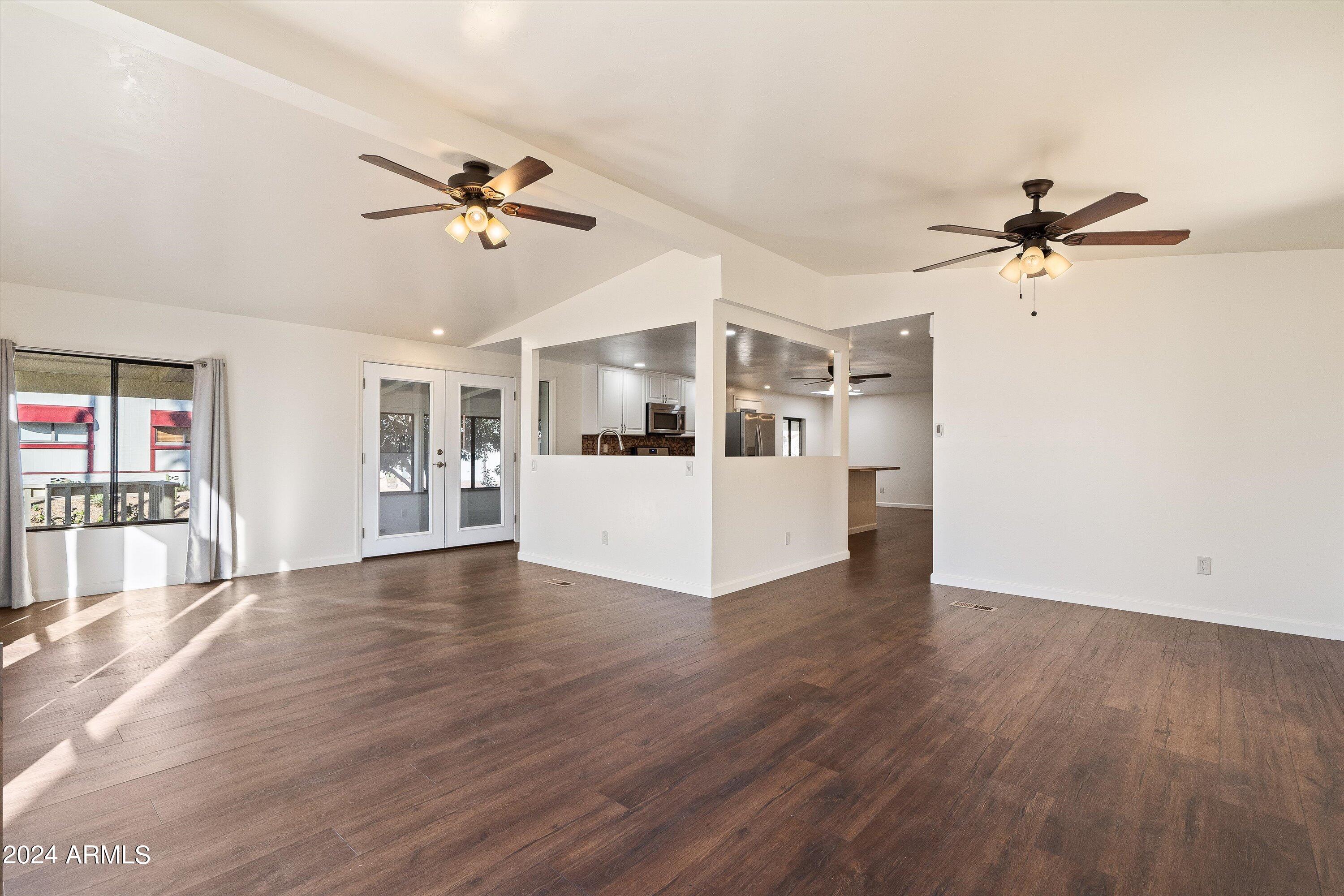 15301 North Oracle Road, Unit 41 Tucson, AZ 85739 - Photo 2 of 27 05-Living & Dining