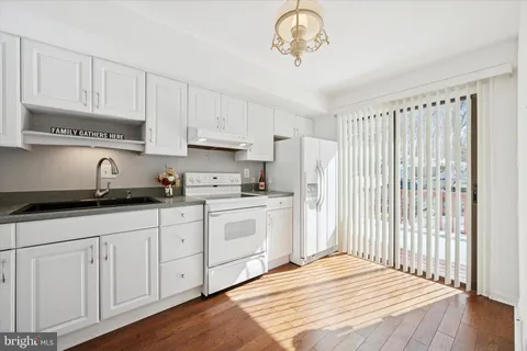 $350,000 | 604 Westtown Circle, West Chester, PA 19382