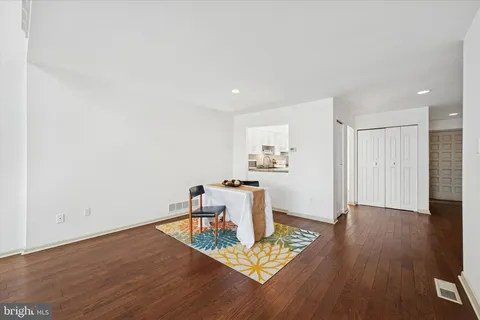 $350,000 | 604 Westtown Circle, West Chester, PA 19382