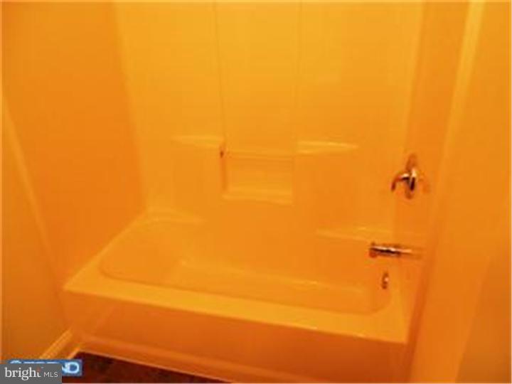323 Marsh Road Wilmington, DE 19809 - Photo 8 of 13 Gallery Image 8