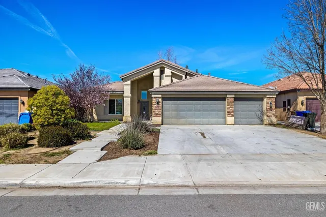 $499,900 | Undisclosed Address, Bakersfield, CA 93311