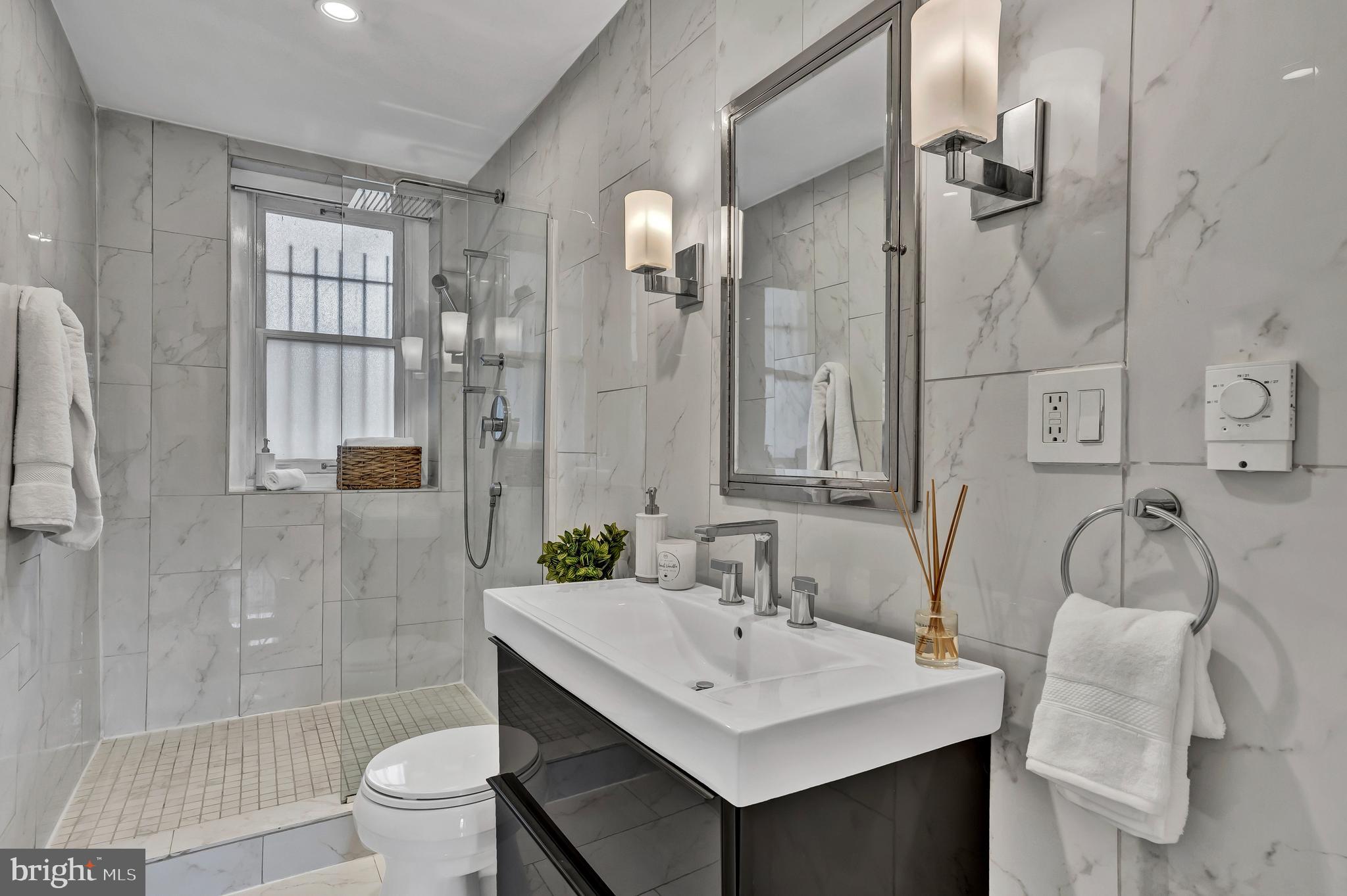 1525 Q Street Northwest, Unit 5 Washington, DC 20009 - Photo 19 of 28