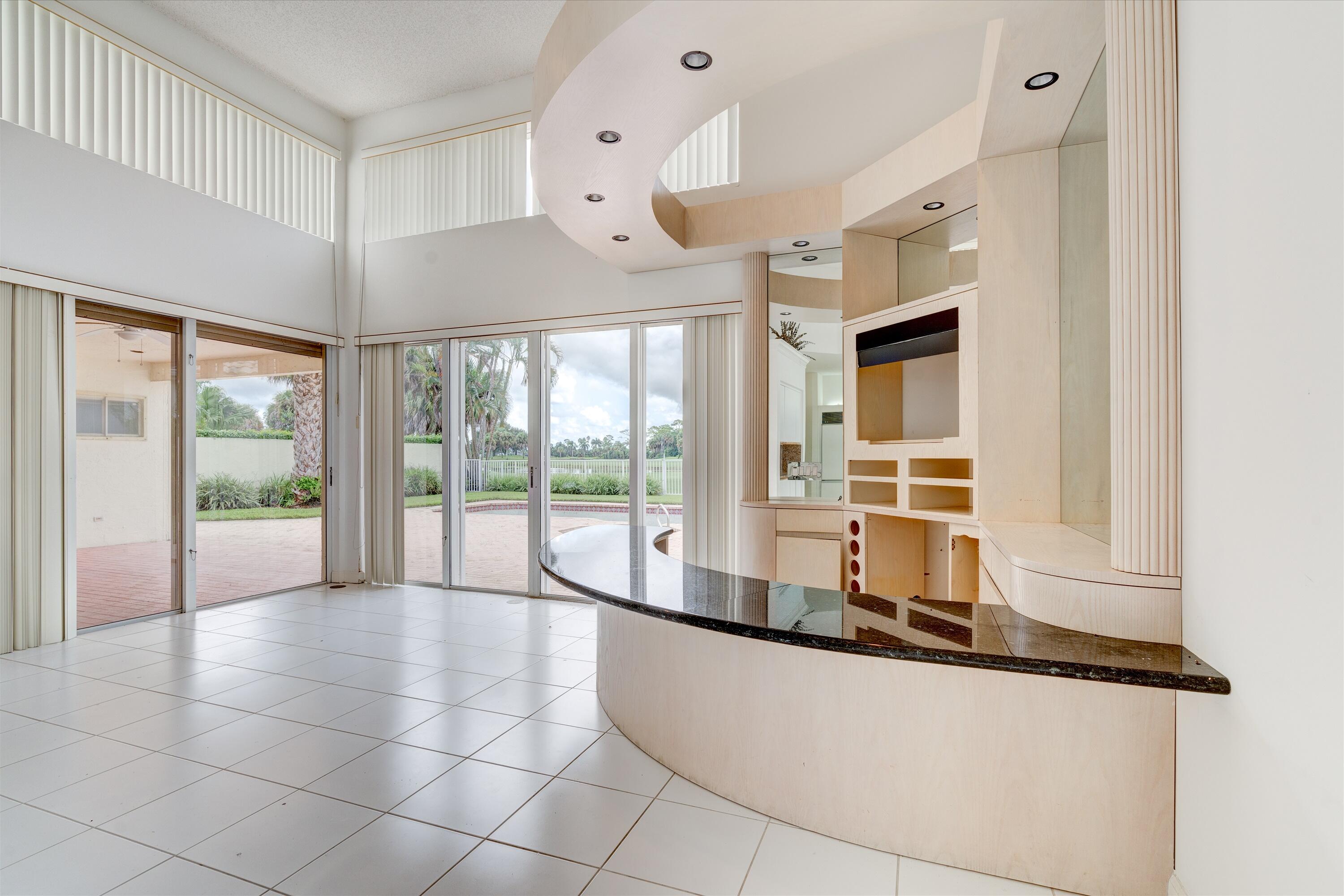 5772 Waterford Boca Raton, FL 33496 - Photo 21 of 26 Bar