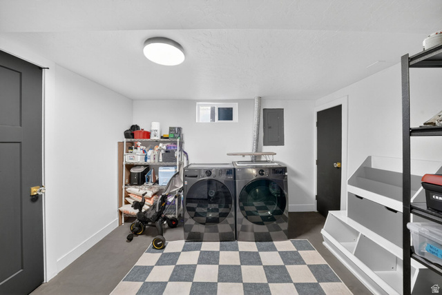 66 South 425 West Bountiful, UT 84010 - Photo 22 of 25 Dedicated laundry area featuring a flush-mount ceiling light and a small egress window