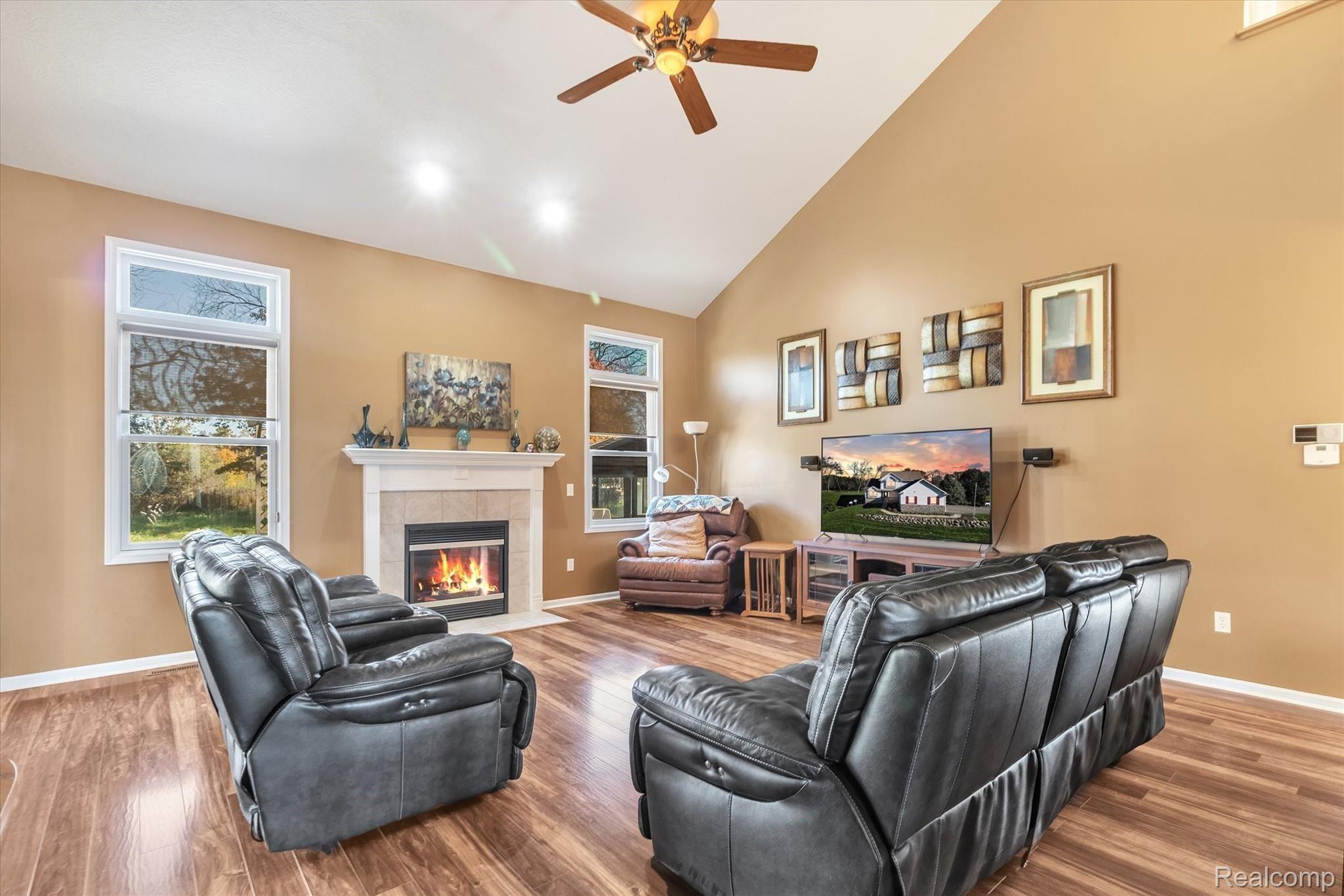 07-4511-Bull-Run-WindowStill-Real-Estate-Photography-7.jpg