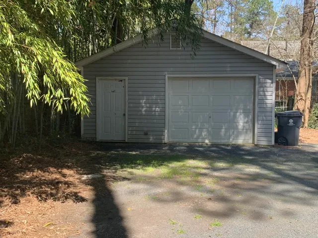 $2,000 | 480 South May Street, Southern Pines, NC 28387