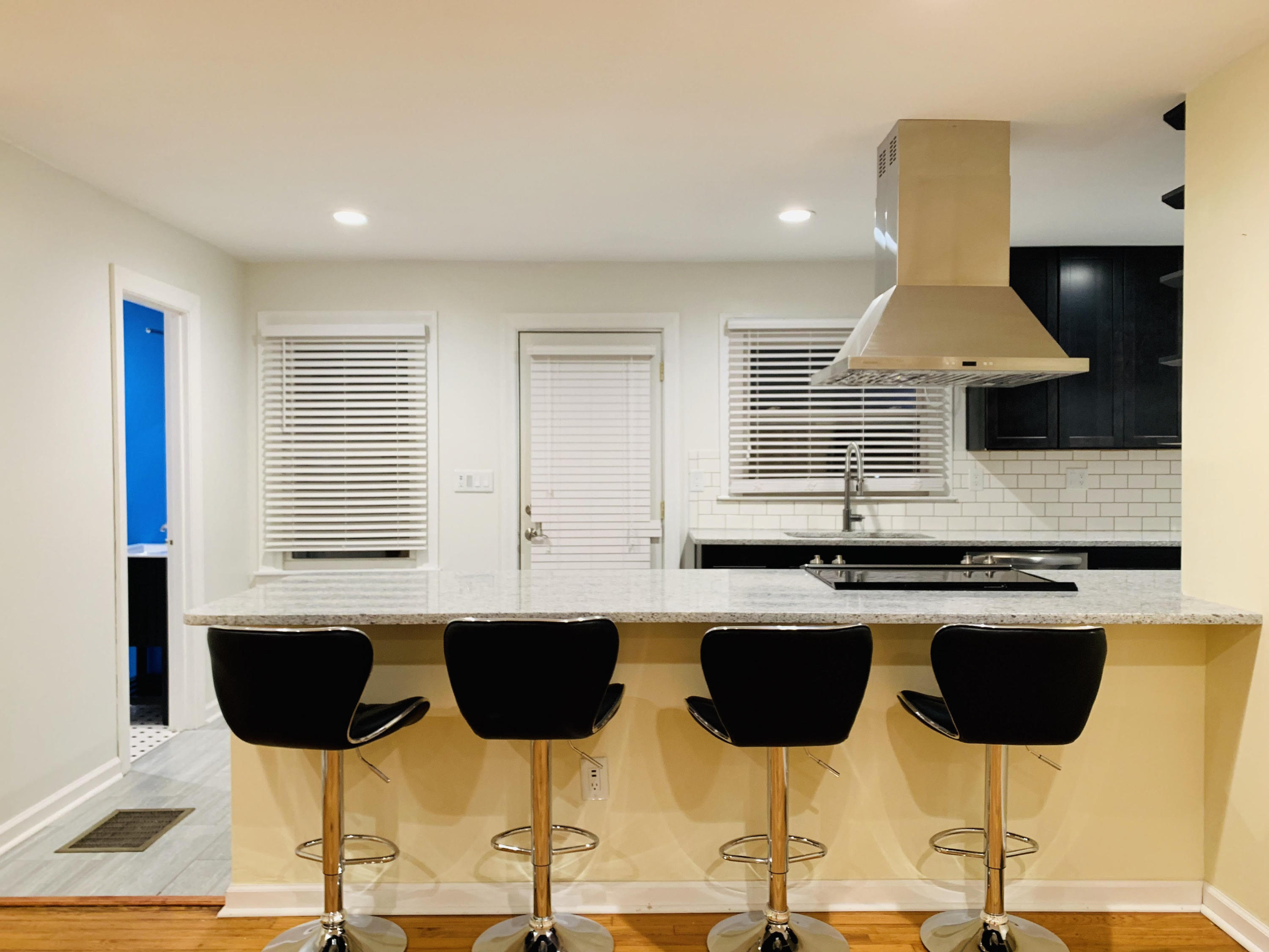 480 South May Street Southern Pines, NC 28387 - Photo 5 of 12 Kitchen bar with stools