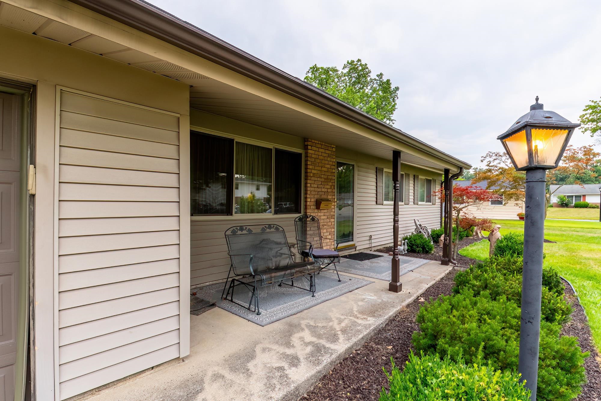3815 Hastings Road Fort Wayne, IN 46805 - Photo 4 of 32