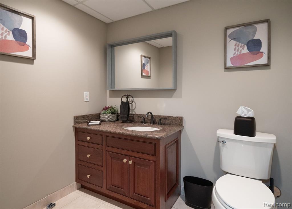 411 Cherry Tree Lane Rochester Hills, MI 48306 - Photo 47 of 61