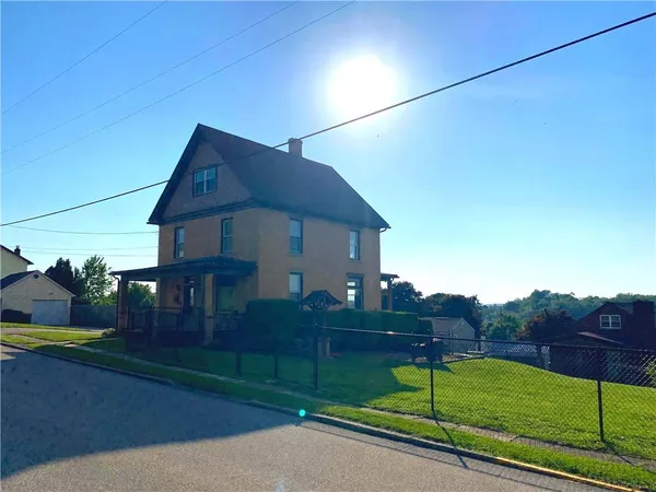 $225,000 | 417 East 3rd Avenue, Derry, PA 15627