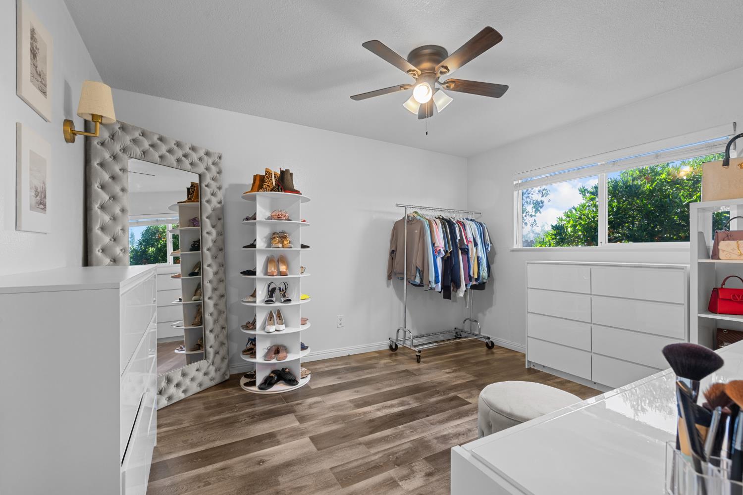2409 Rio Oso Road Rio Oso, CA 95674 - Photo 28 of 67 a view of a workspace with furniture and entryway