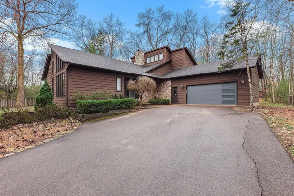 $4,000 | 5880 Christmas Lake Road, Excelsior, MN 55331