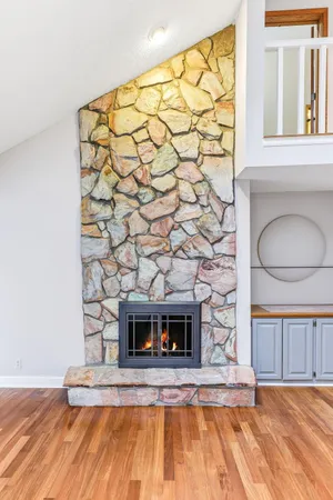 $4,000 | 5880 Christmas Lake Road, Excelsior, MN 55331