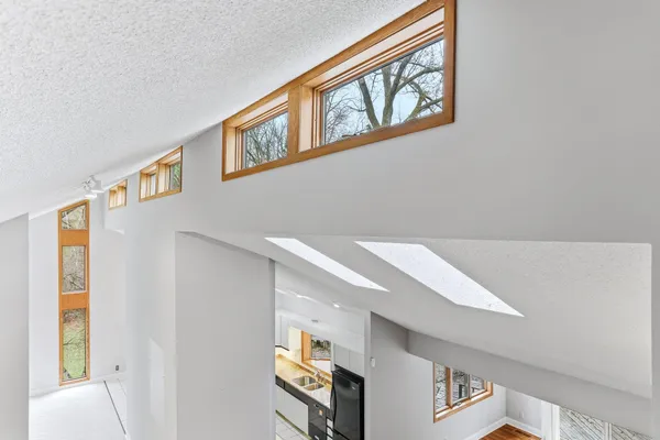 $4,000 | 5880 Christmas Lake Road, Excelsior, MN 55331