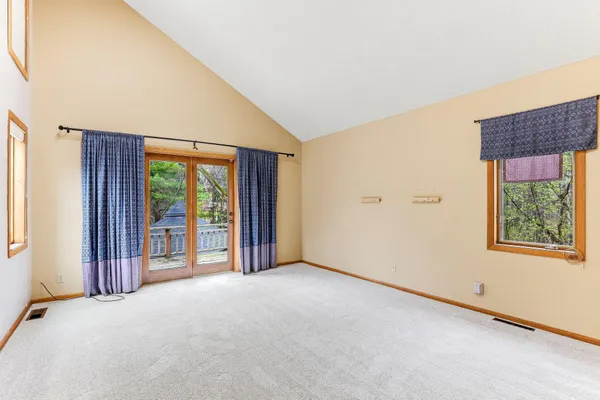 $4,000 | 5880 Christmas Lake Road, Excelsior, MN 55331