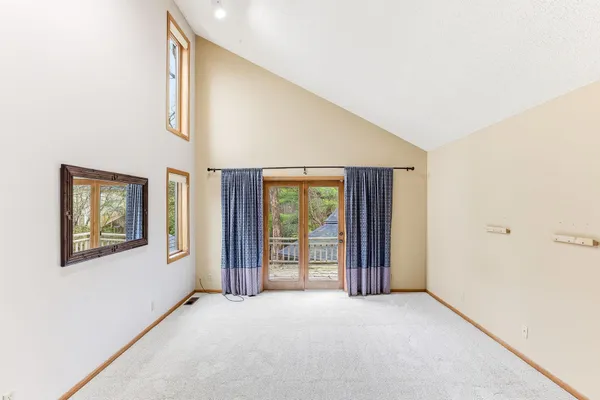 $4,000 | 5880 Christmas Lake Road, Excelsior, MN 55331