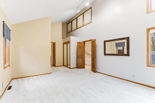 $4,000 | 5880 Christmas Lake Road, Excelsior, MN 55331