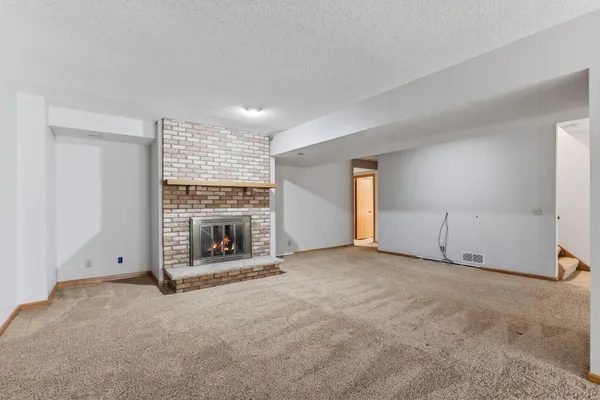 $4,000 | 5880 Christmas Lake Road, Excelsior, MN 55331