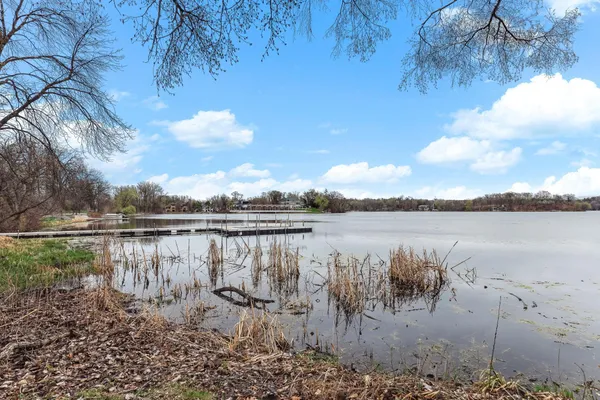 $4,000 | 5880 Christmas Lake Road, Excelsior, MN 55331