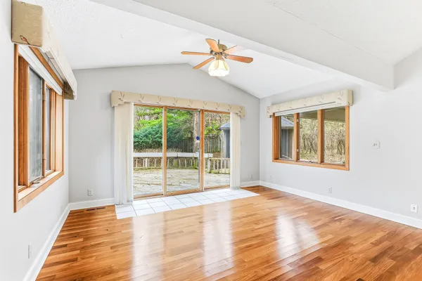 $4,000 | 5880 Christmas Lake Road, Excelsior, MN 55331