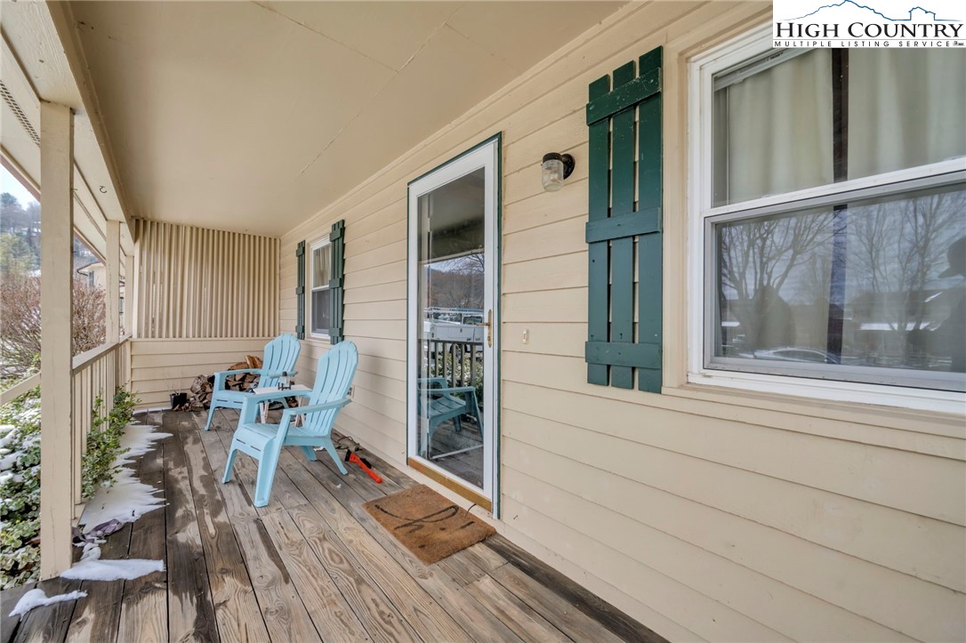 194 Carriage Lamp Court Boone, NC 28607 - Photo 22 of 26 a view of deck with patio