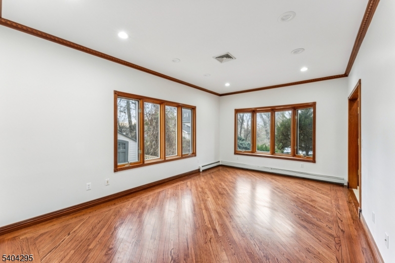 662 Foothill Road Bridgewater, NJ 08807 - Photo 12 of 46