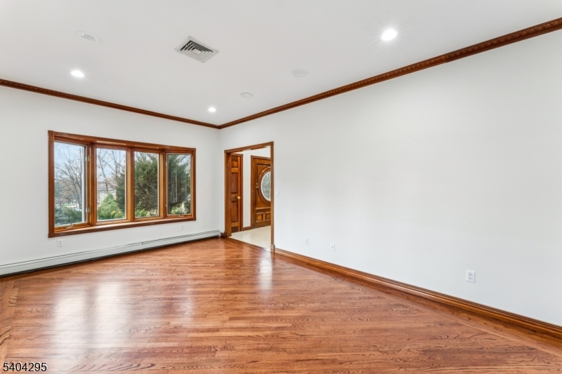 662 Foothill Road Bridgewater, NJ 08807 - Photo 13 of 46