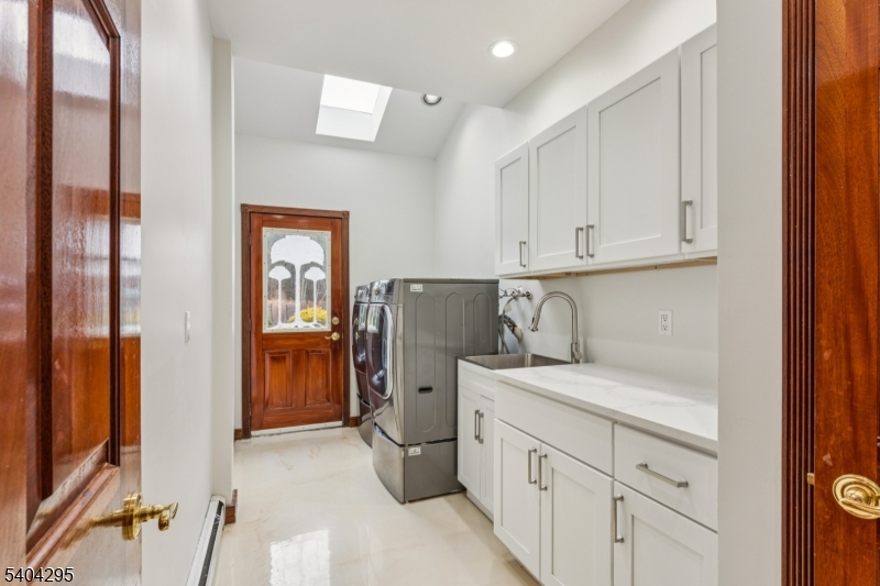 662 Foothill Road Bridgewater, NJ 08807 - Photo 14 of 46