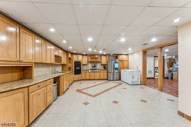 662 Foothill Road Bridgewater, NJ 08807 - Photo 34 of 46