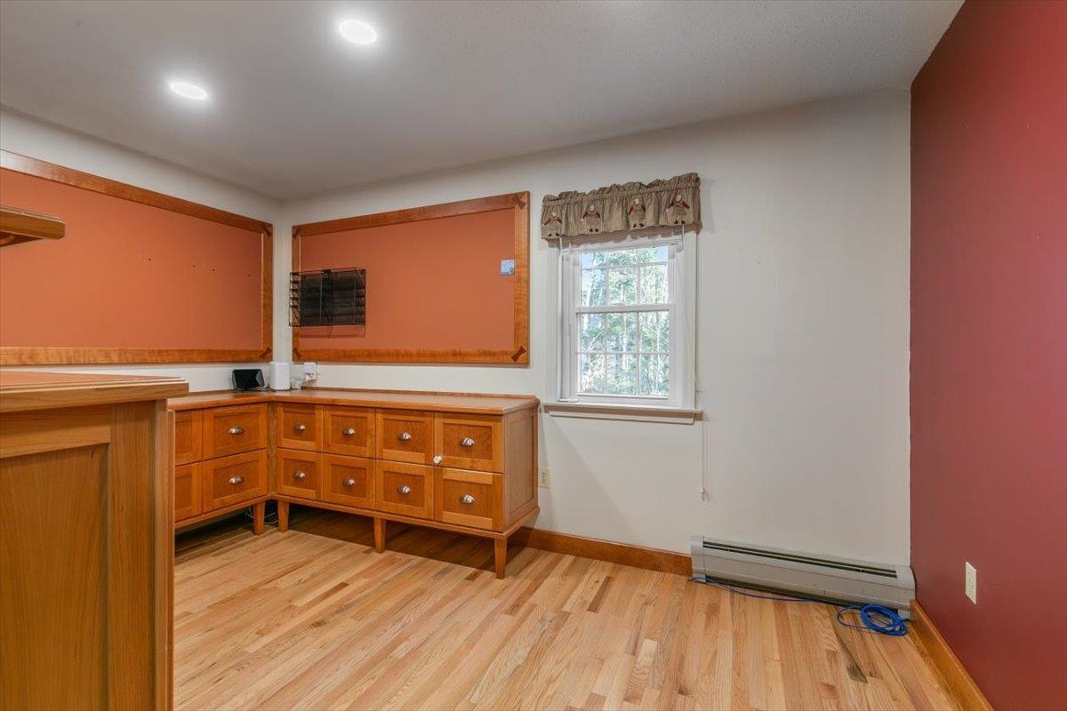 24 Oak Ridge Road Sandown, NH 03873 - Photo 16 of 45