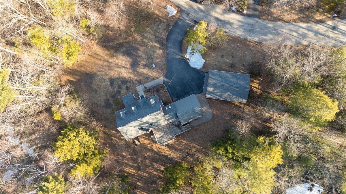 24 Oak Ridge Road Sandown, NH 03873 - Photo 4 of 45