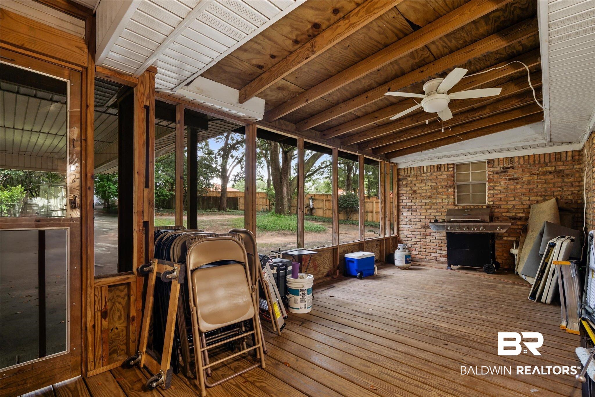 6657 Hounds Run South Mobile, AL 36608 - Photo 17 of 20 Deck with ceiling fan