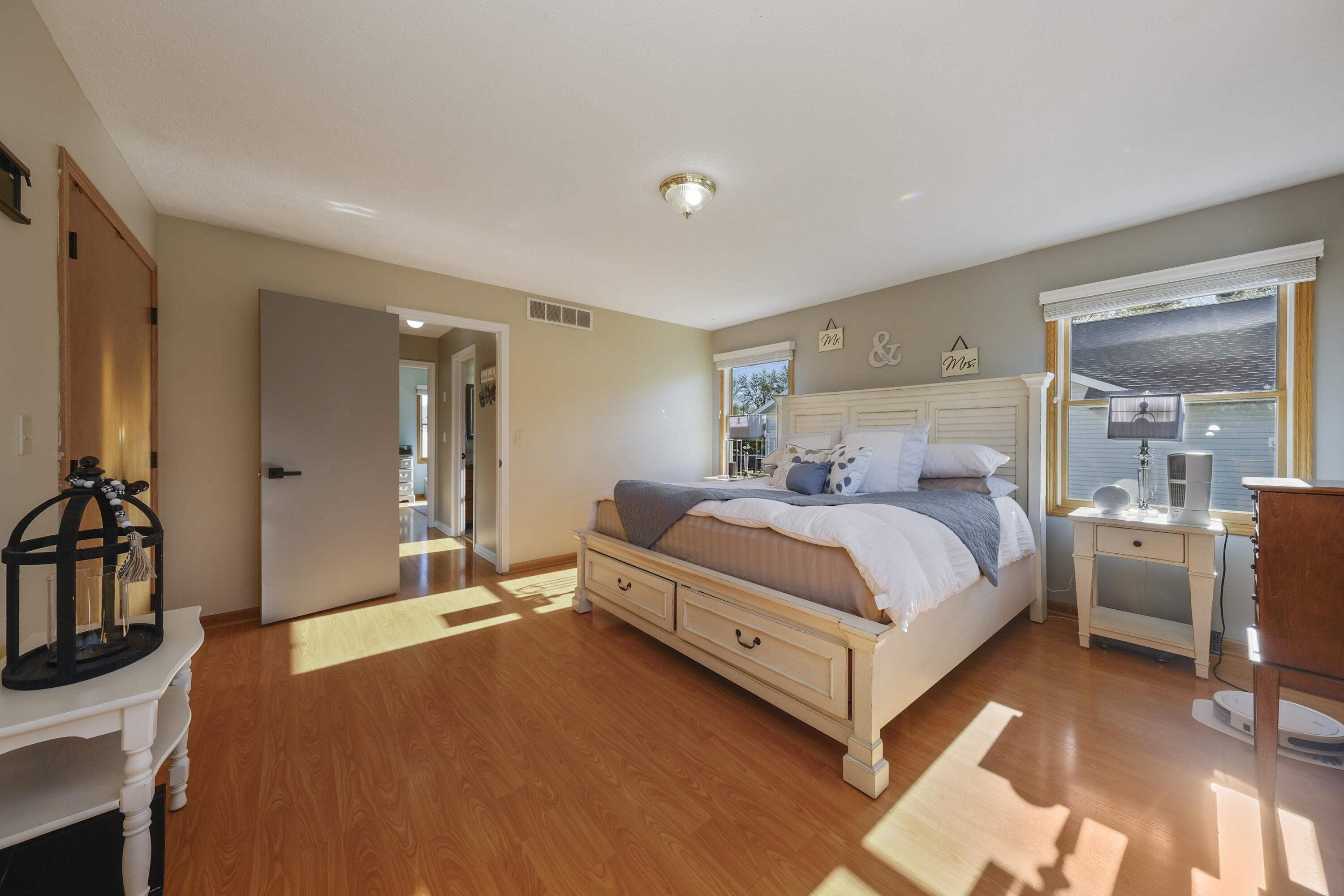 3164 Viewpoint Street Jenison, MI 49428 - Photo 21 of 63 Master Bedroom