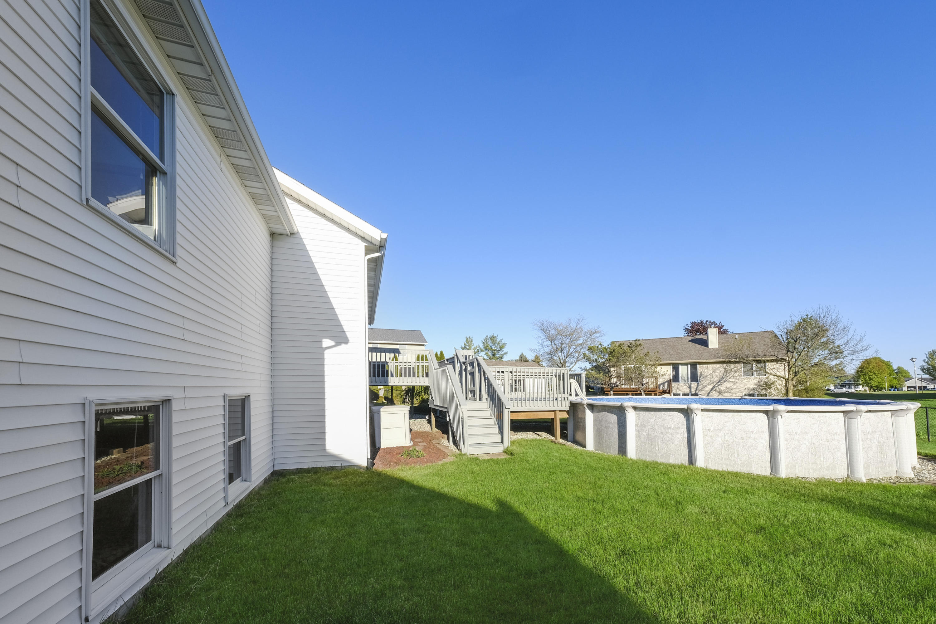 3164 Viewpoint Street Jenison, MI 49428 - Photo 60 of 63 Rear View